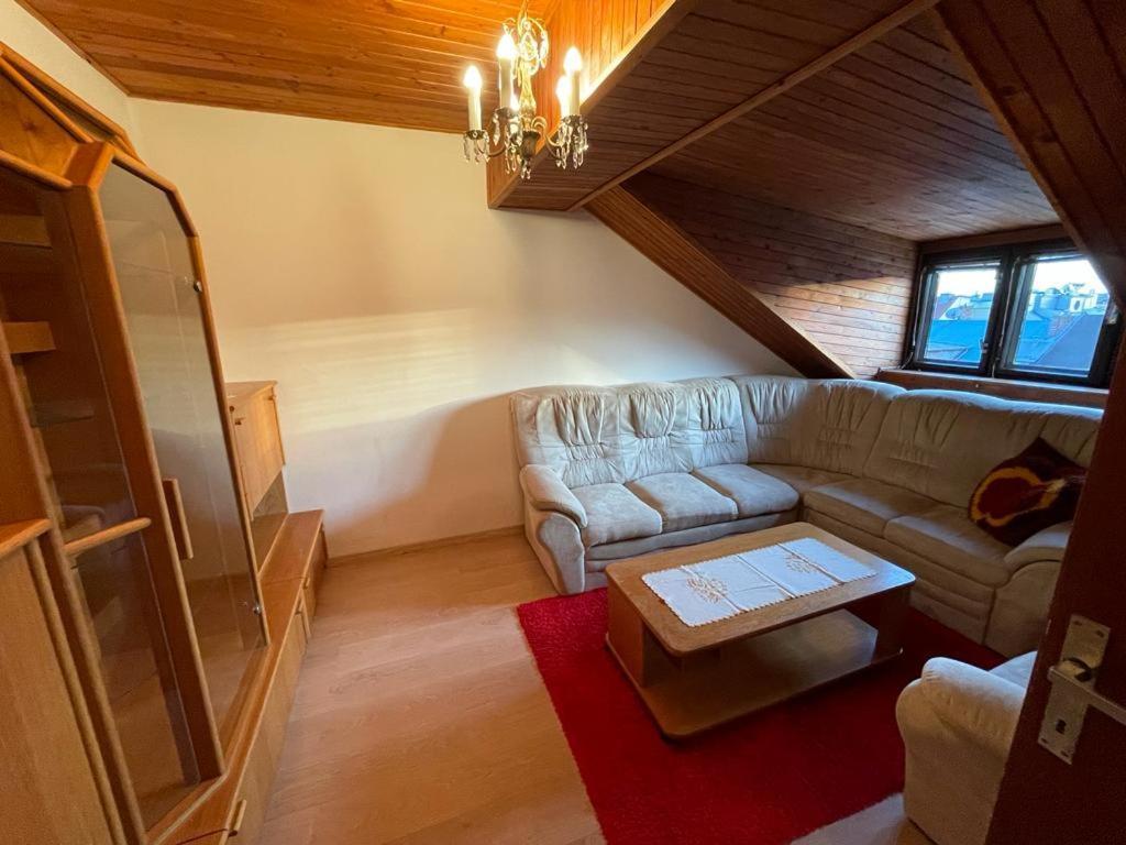 Attic Flat In The Center Bratislava Exterior foto
